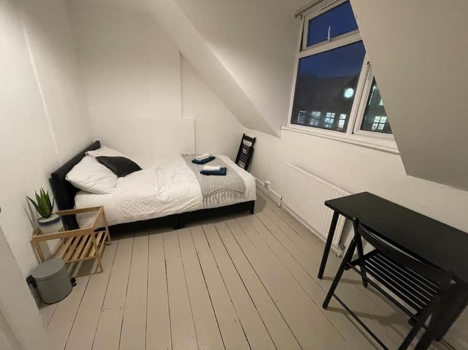 Comfy 2 Bedroom On Tower Bridge London Exterior photo